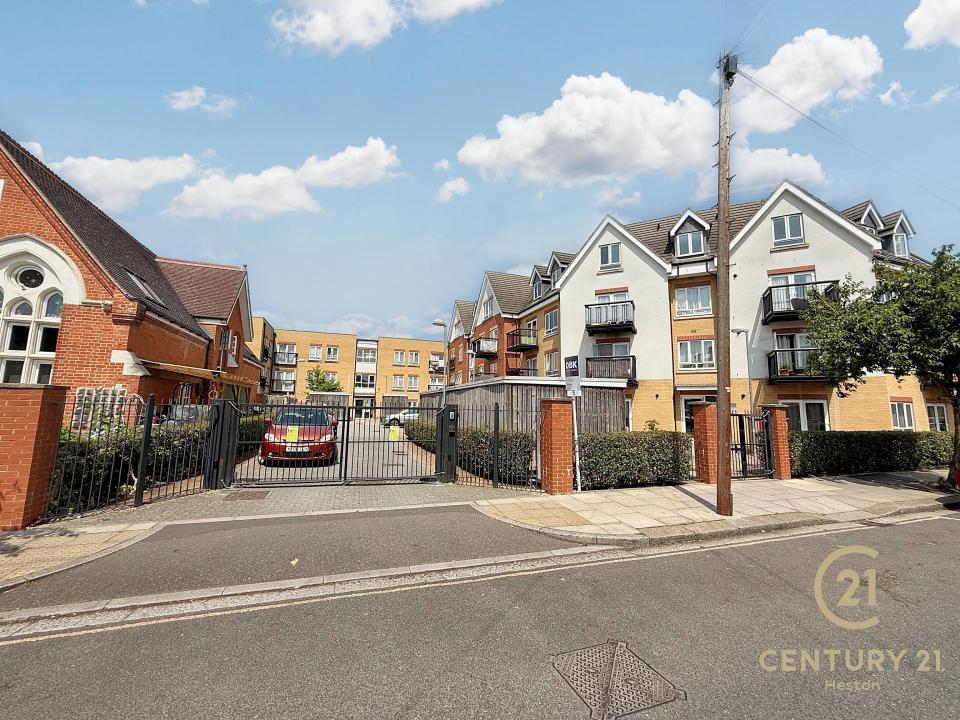 91, Featherstone Road, SOUTHALL, المملكة المتحدة