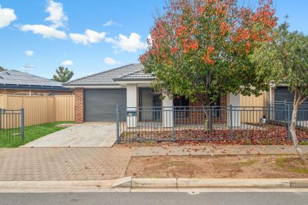 51 Tudor Crescent, Smithfield Plains, SA 5114, Australia