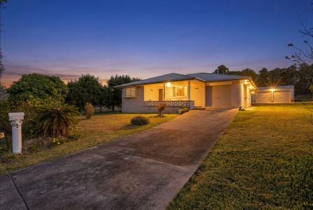 16 Endeavour Drive, Cooloola Cove, QLD 4580, Australia