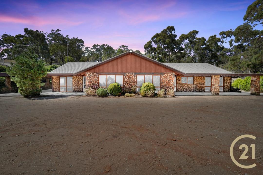 250 Lerderderg Park Road, Merrimu, VIC 3340, Australie