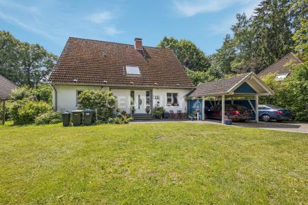 Hemsbünde, Niedersachsen 27386, Germany