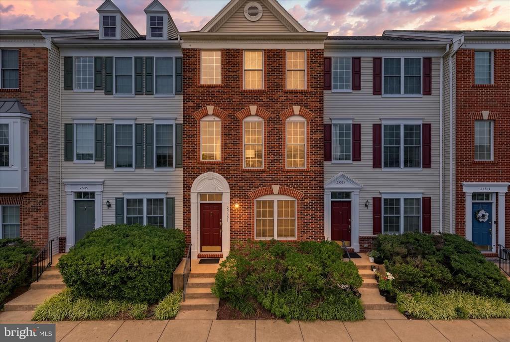 25327 Eldridge Terrace, Chantilly, Virginia 20152, Stati Uniti