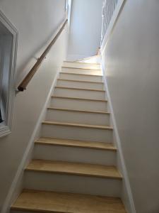 19 Oak St #2, Jersey City, New Jersey 07304, États-Unis