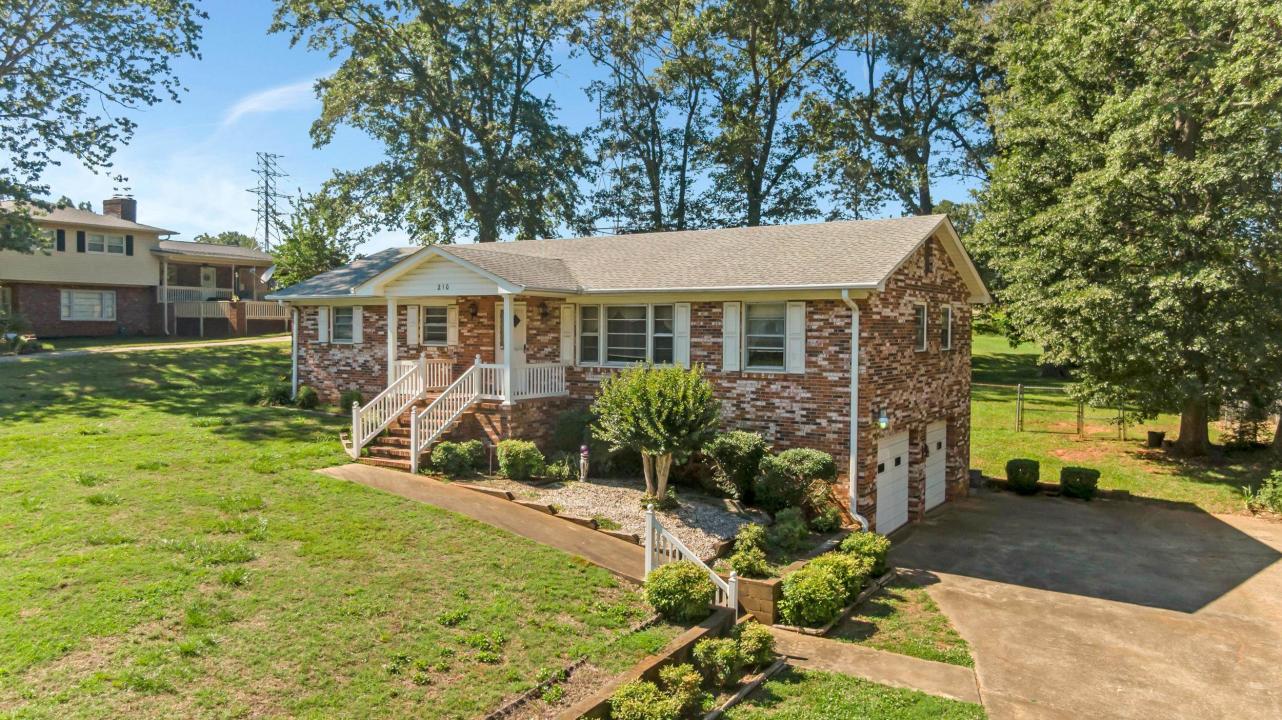 210 Rosecrest Road, Spartanburg, Caroline Du Sud 29303, États-Unis
