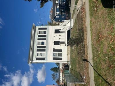 26 TAYLOR 1ST FLOOR Avenue, Poughkeepsie, New York 12601, Stati Uniti