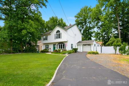 350 Fairview Avenue, Colonia, New Jersey 07067, Stati Uniti