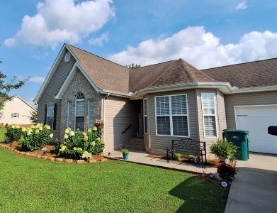 131 Charlotte Dr, Winchester, Tennessee 37398, États-Unis