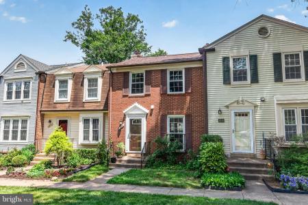 8618 Dellway Lane, Vienna, فرجينيا 22180, الولايات المتحدة