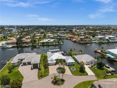 105 SW 52nd Street, Cape Coral, Florida 33914, USA