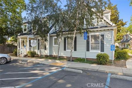 9 Williamsburg, Chic, Californie 95926, États-Unis