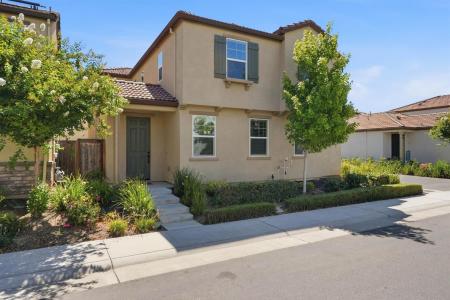 9911 Del Surf Lane, Elk Grove, California 95757, USA