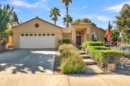 102 Via Promesa, Paso Robles, California 93446, USA