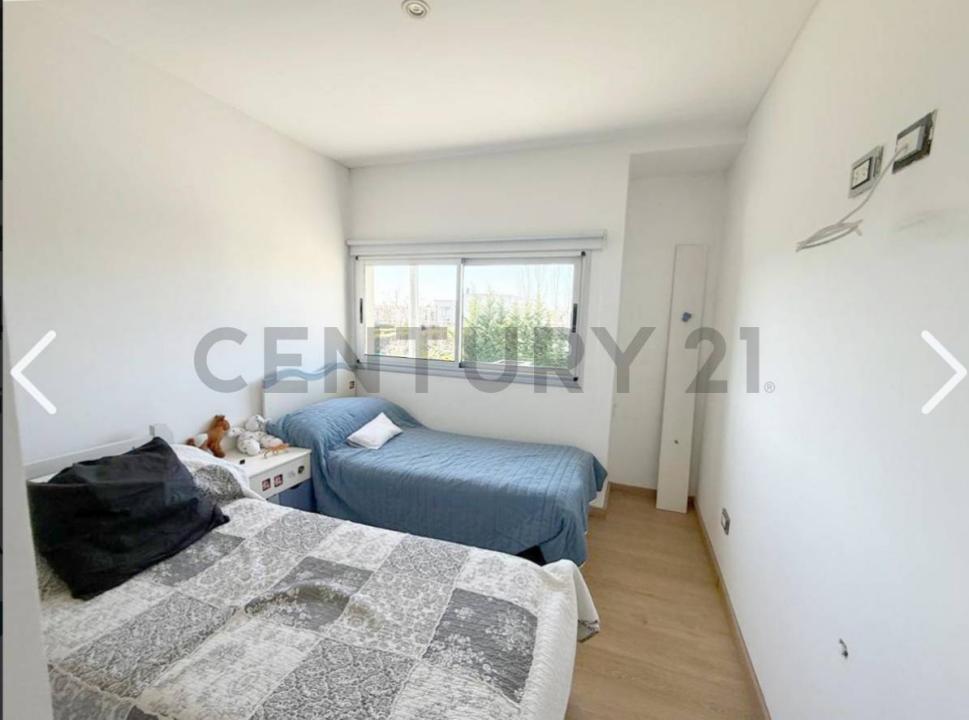 calle 458 entre 12c y 12b , La Plata, GBA Sur 1690, Argentina