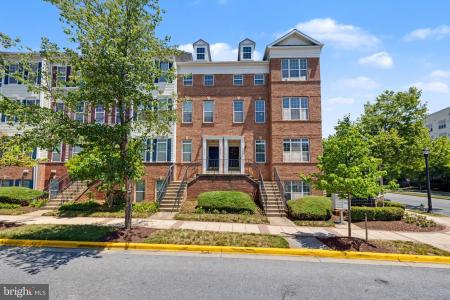 4332 Telfair Boulevard Unit# 334, Suitland, Maryland 20746, États-Unis