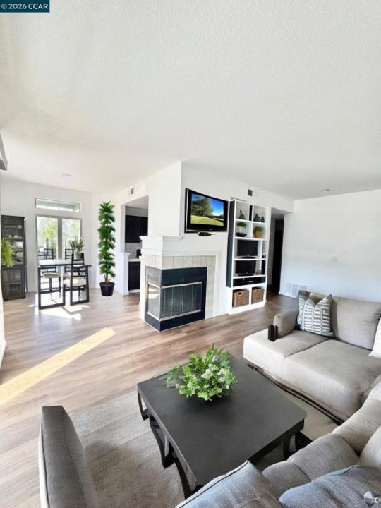 7860 Canyon Meadow Cir, Pleasanton, Californie 94588, États-Unis