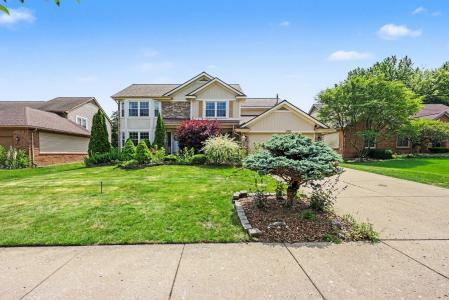 3705 Fieldcrest Lane, Ypsilanti, Michigan 48197, USA