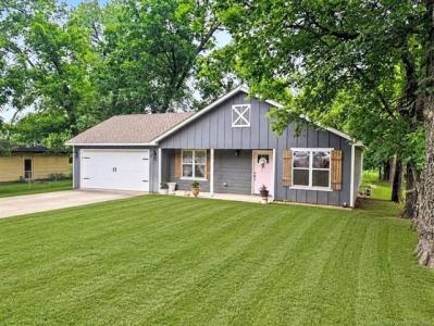 404 E Cottonwood Avenue, Fort Gibson, Oklahoma 74434