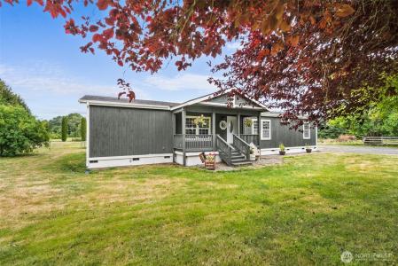 323 Twin Oaks Road, Chehalis, Washington 98532