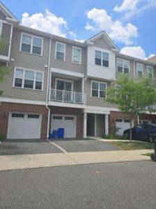 907 Greenland Sq, Highland Park Boro, New Jersey 08904, États-Unis