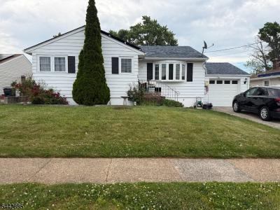 22 Longview Ave, Carteret Boro, New Jersey 07008-2334, États-Unis
