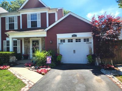 54 Sandhurst Road, Mundelein, Illinois 60060, USA