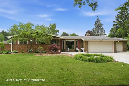 1226 Clearview, Flushing, Michigan 48433, USA