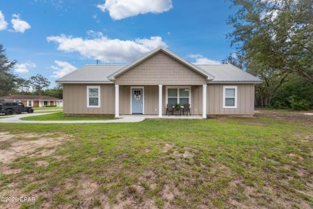 2148 Jensen Place, Chipley, Florida 32428, USA