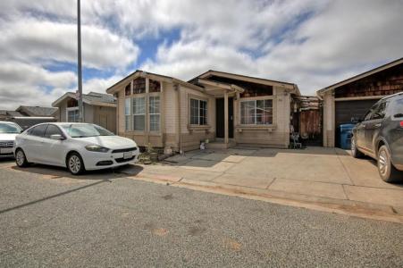 704 Garner Avenue , 30, Salinas, California 93905, USA