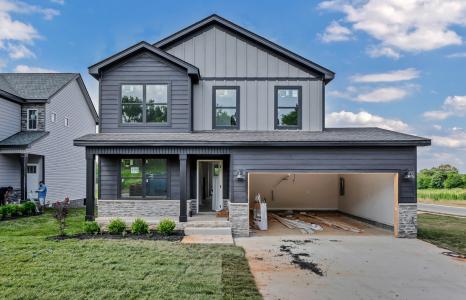 2812 Brewster Dr, Clarksville, Tennessee 37042, USA