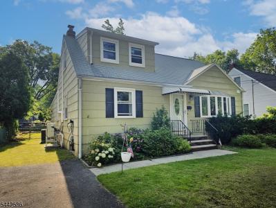 747 Brookside Rd, Rahway City, New Jersey 07065-1806, États-Unis