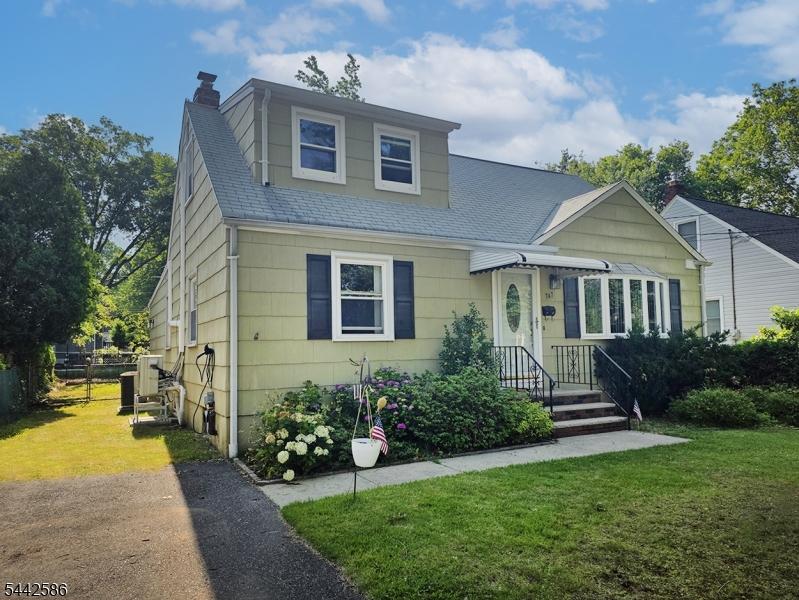 747 Brookside Rd, Rahway City, New Jersey 07065-1806, Stati Uniti