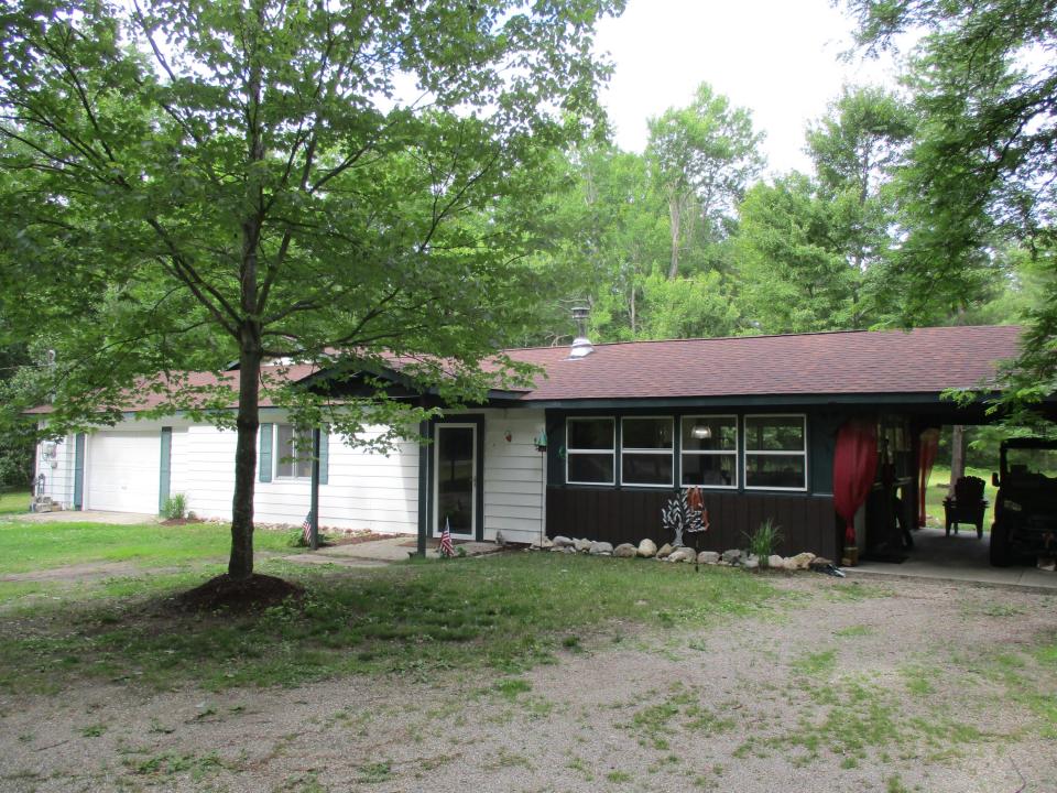 1609 S Au Sable Trail, Grayling, Michigan 49738, USA