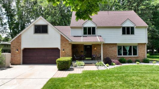 301 Mayfield, Midland, Michigan 48642, USA