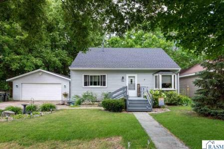 318 W Livermore Street, St. Peter, Minnesota 56082, USA