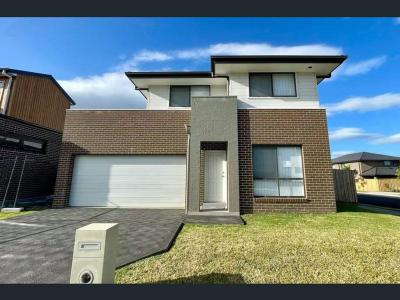 2 Charbray Loop, Oran Park, NSW 2570, Australia