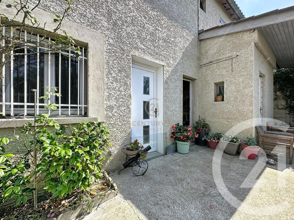 Grigny, Rhône-Alpes 69520, France