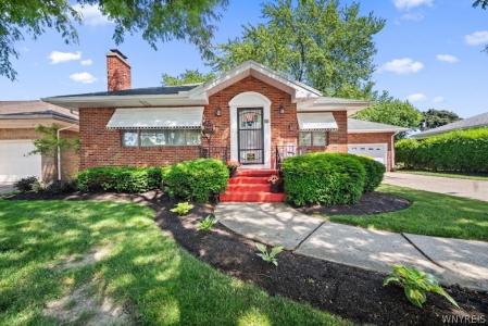 35 Calderwood Drive, Cheektowaga, New York 14215, USA
