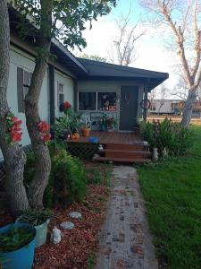 6004 Pine Street, Brazoria, Texas 77422, USA