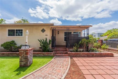 601 S Helena, Anaheim, California 92805, USA