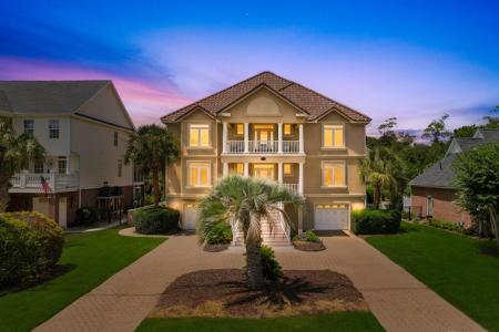 701 Hillside Dr. N, North Myrtle Beach, South Carolina 29582, USA