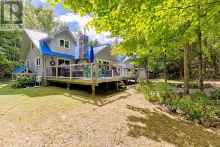 671 GRAPHITE BAY ROAD, Greater Madawaska, Ontario K0J 1H0, Canada