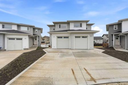 81 PINNACLE CLOSE, Blackfalds, Alberta T4M 0M3, Canada