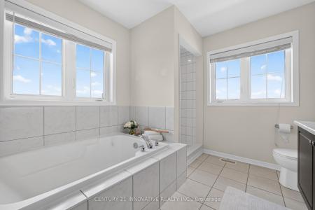 4 MIDHURST HEIGHTS, Hamilton, Ontario L8J 0K9, Canada