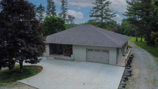 314844 6 HIGHWAY, West Grey, Ontario N0G 1R0, Canada