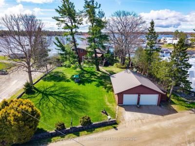 41 BRANDY'S ISLAND ROAD, Georgian Bay, Ontario P0E 1E0, Canada