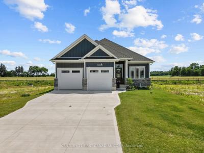 4 POSTMA CRESCENT, North Middlesex, Ontario N0M 1A0, Canada