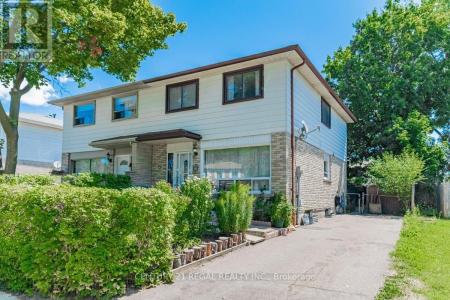 19 CARBERRY CRESCENT, Brampton (madoc), Ontario L6V 2G1, Canada