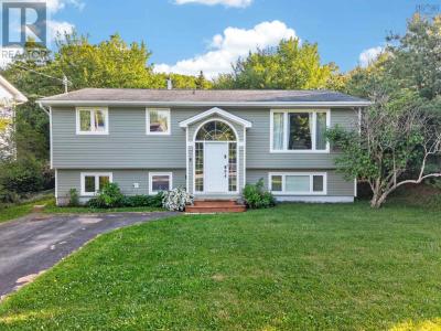 2 RANDALL STREET, Dartmouth, Nouvelle-Écosse B2Y 4K8, Canada