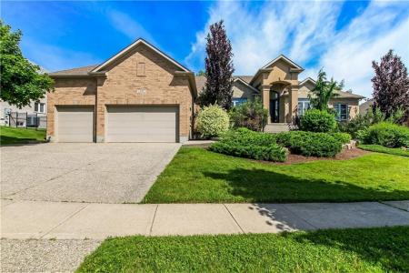 28 RICKERT WAY, Mannheim, Ontario N0B 2H0, Canada
