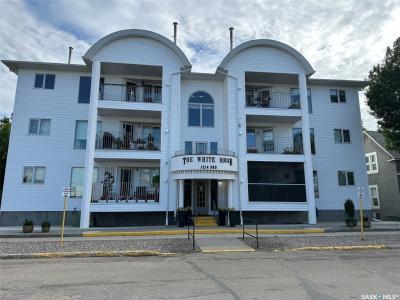 1214 3RD STREET, Estevan, Saskatchewan S4A 0R9, Kanada
